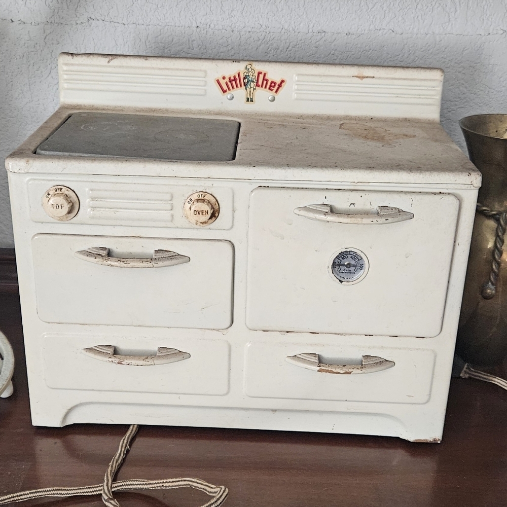 Vintage Little Chef Oven